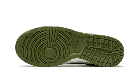 Nike| Dunk Low Olives
